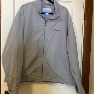 Columbia windbreaker